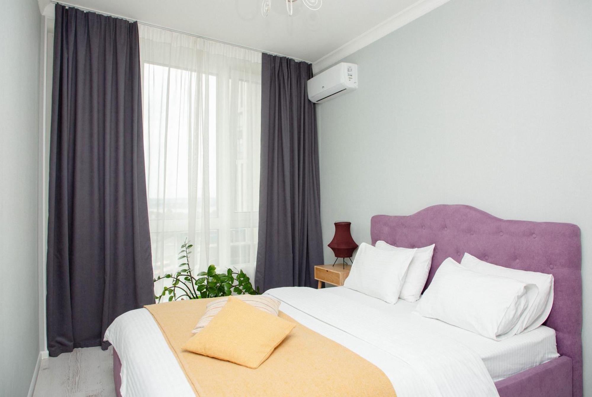 Slavutich Apartment Number 3 Kyiv Exterior photo